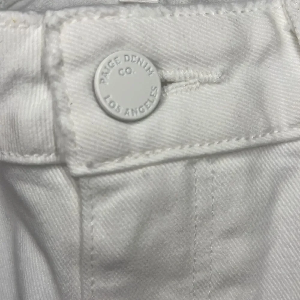 PAIGE Women’s Dove White Jax Cut off Distressed Shorts Size 26